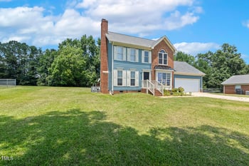 908 Avent Ferry Rd, Holly Springs, NC 27540