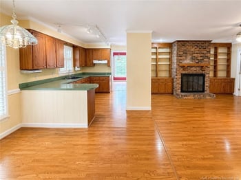 908 Botany Woods Dr, Sanford, NC 27330