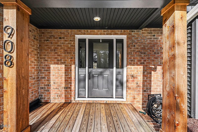 908 Brookgreen Dr, Cary, NC 27511