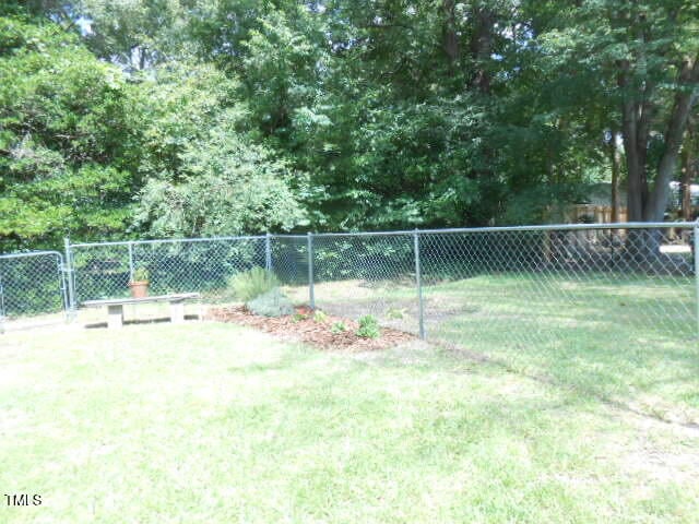 908 Church St, Zebulon, NC 27597