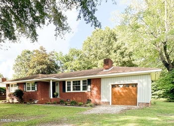 908 Church St, Zebulon, NC 27597