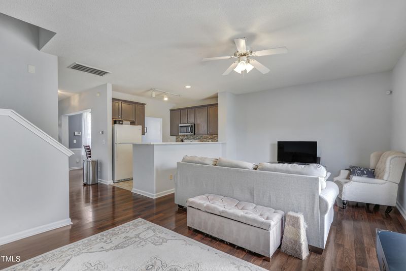908 Cinnamon Dr, Durham, NC 27713