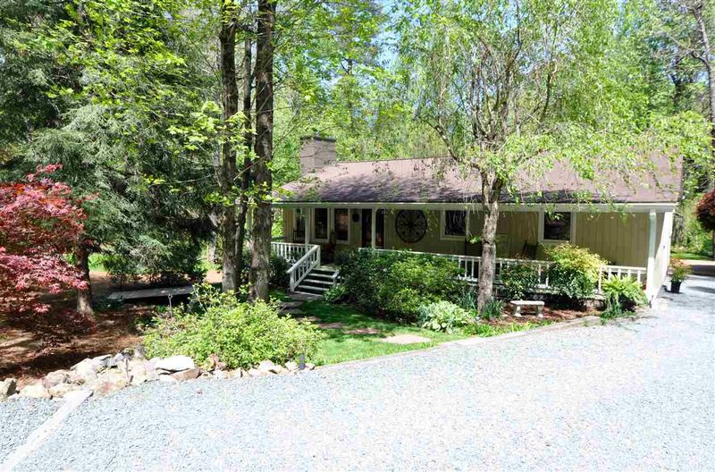 908 Crestwood Ln, Chapel Hill, NC 27514