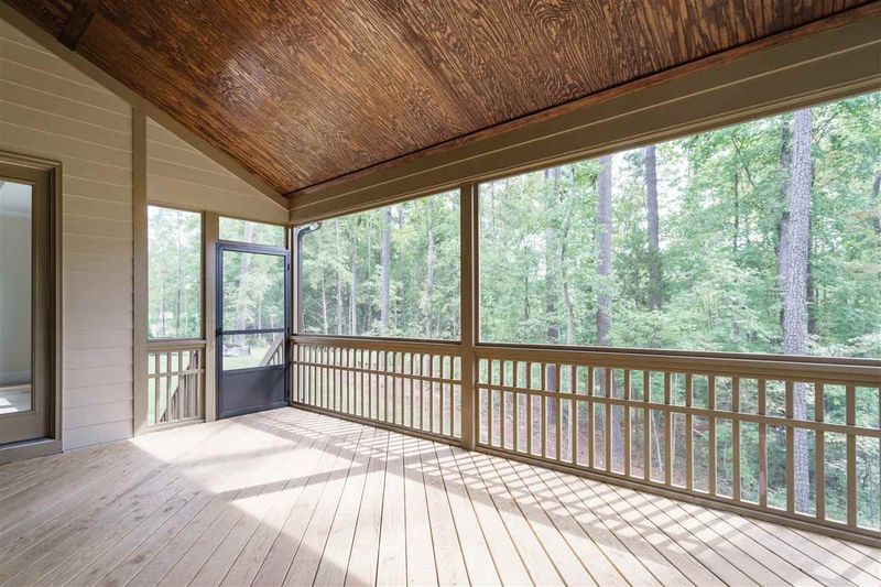 908 Ferrymeade Ct, Cary, NC 27519
