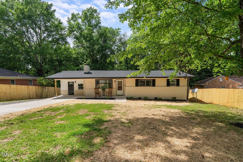 908 Garden St, Sanford, NC 27330