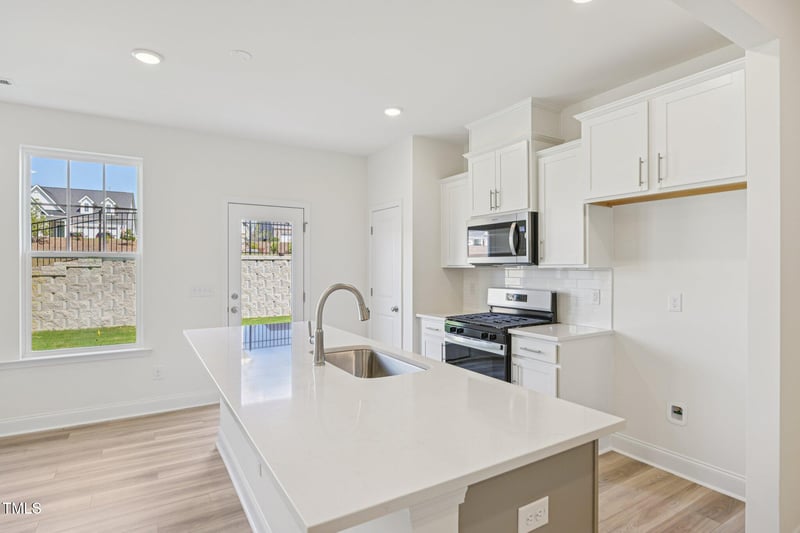 908 Kensley Grove Ln #68, Fuquay Varina, NC 27526