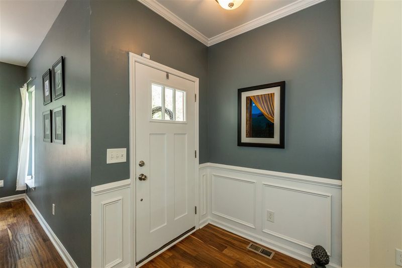 908 Littleleaf Ln, Durham, NC 27713