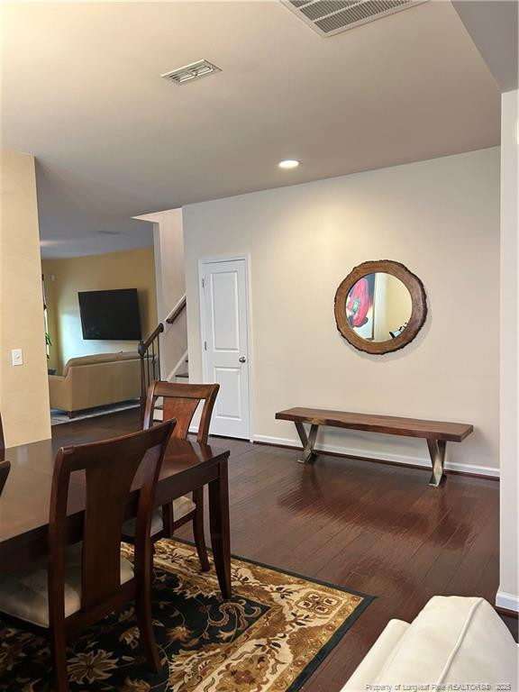 908 Merchants Ct, Sanford, NC 27330