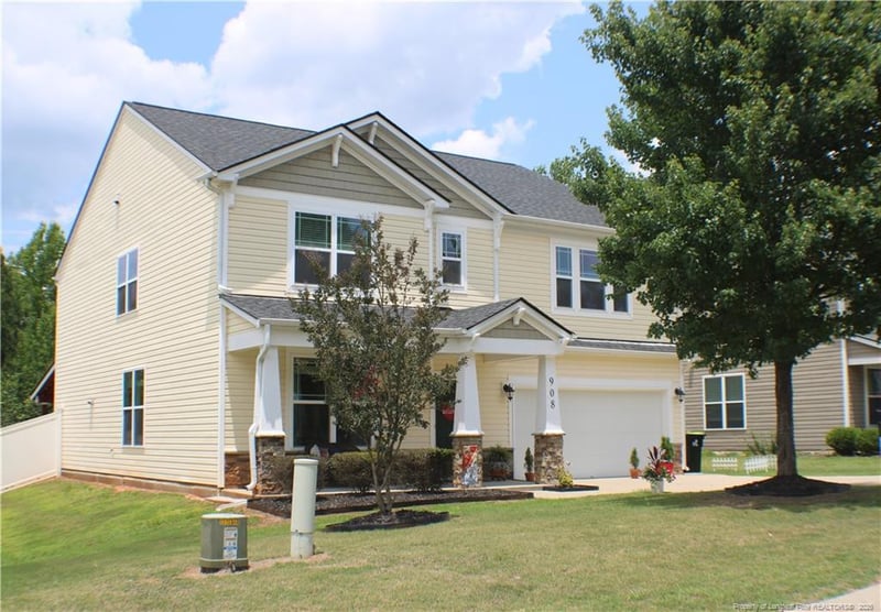 908 Merchants Ct, Sanford, NC 27330