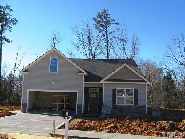 908 Palm Ct, Mebane, NC 27302