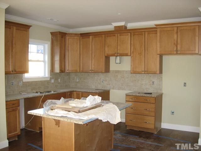 908 Palm Ct, Mebane, NC 27302
