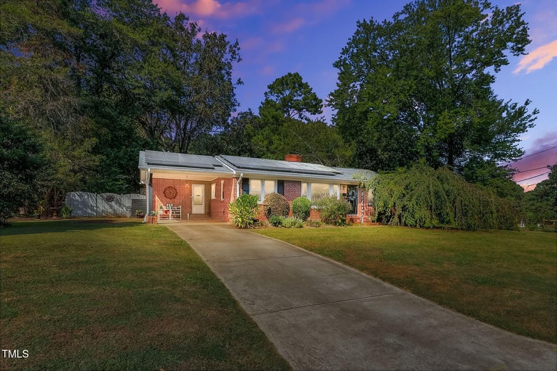 908 Park Ave, Garner, NC 27529
