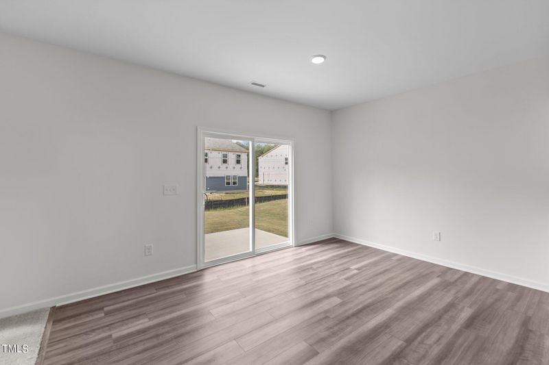 908 Rift Valley Dr, Zebulon, NC 27597