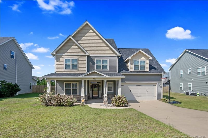 908 Ronald Reagan Dr, Fayetteville, NC 28311
