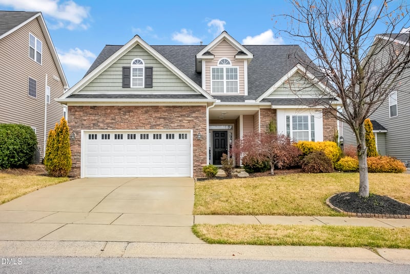 908 Sequoia Ridge Dr, Fuquay Varina, NC 27526