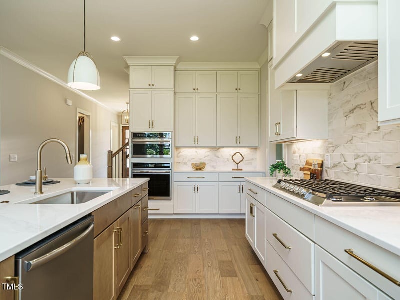 908 Shiloh Hills Dr, Fuquay Varina, NC 27526
