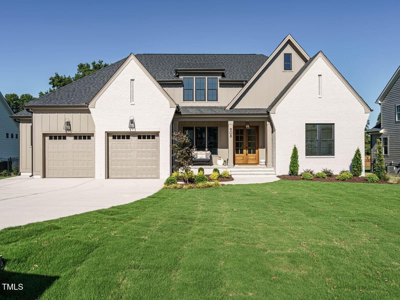 908 Shiloh Hills Dr, Fuquay Varina, NC 27526