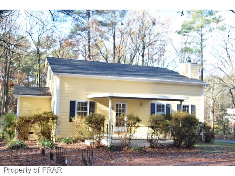 908 Stoneybrook Dr, Sanford, NC 27330