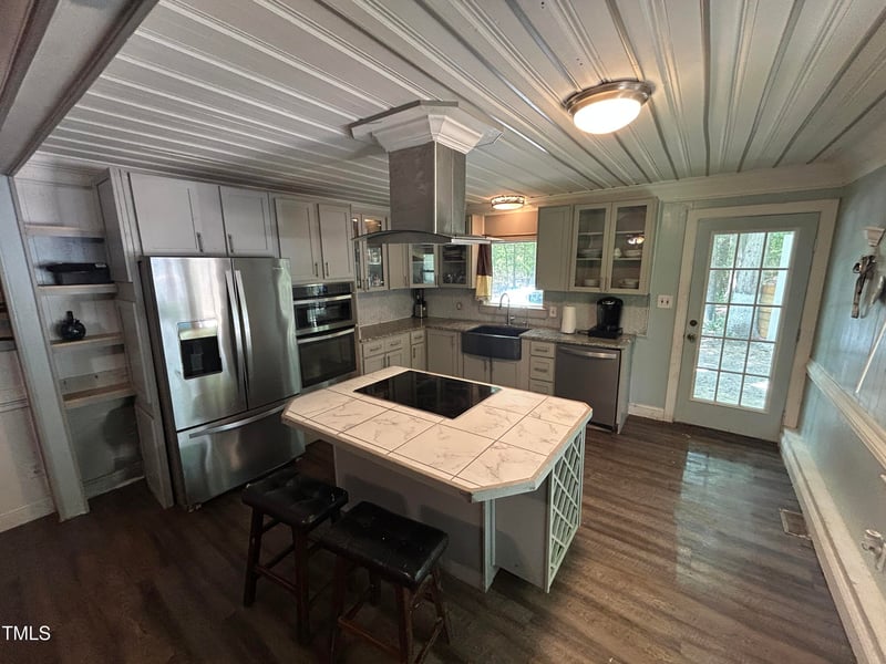 908 Valmet Dr, Durham, NC 27703
