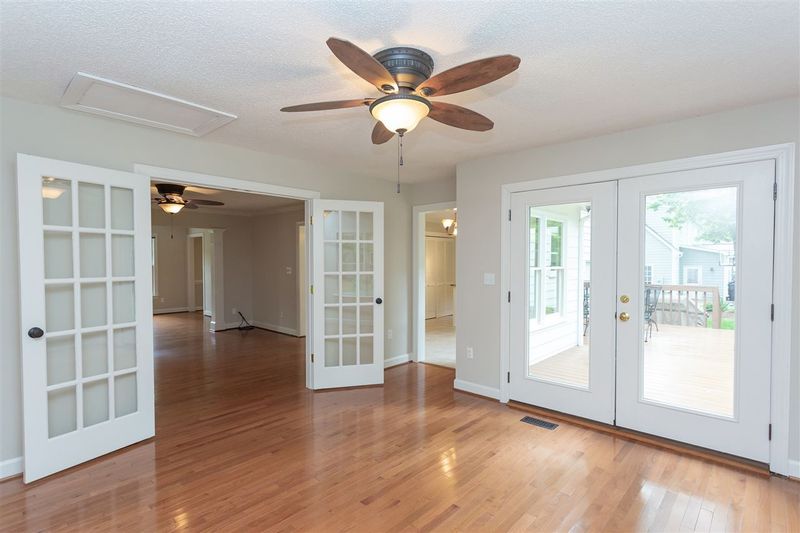908 Wellstone Cir, Apex, NC 27502