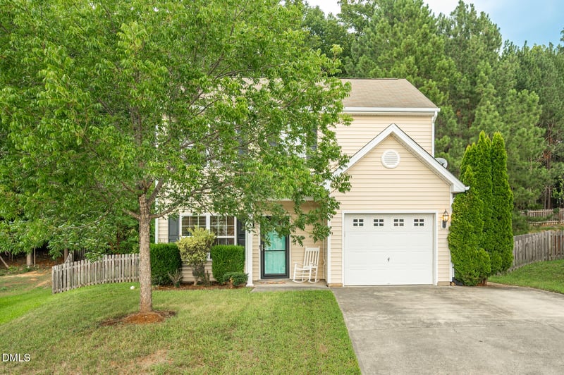 908 Woodside Park Ln, Durham, NC 27704