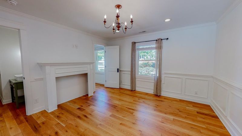 909 Allister Rd, Durham, NC 27703