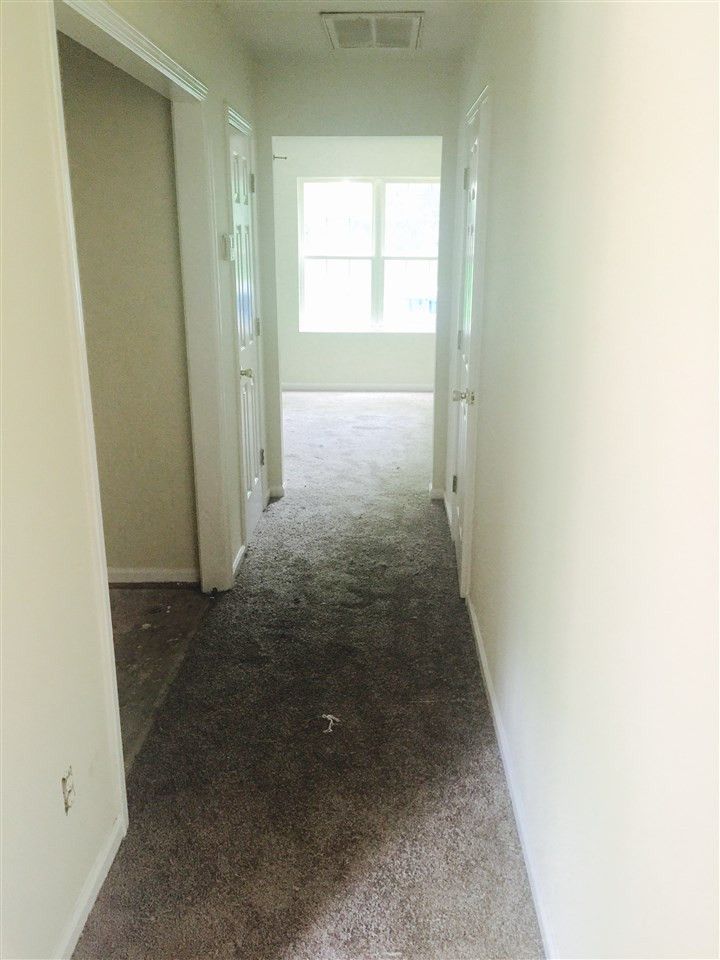 909 Bragg St, Raleigh, NC 27610