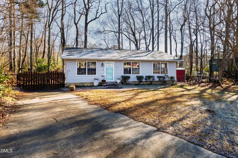 909 Bryn Mawr Ct, Apex, NC 27502