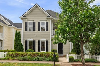 909 Carpenter Town Ln, Cary, NC 27519