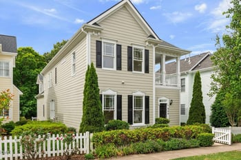 909 Carpenter Town Ln, Cary, NC 27519