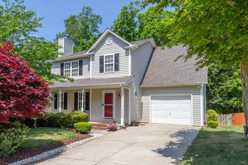 909 Finchurch Cir, Wake Forest, NC 27587