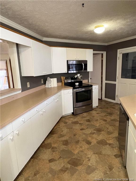 909 Flintwood Rd, Fayetteville, NC 28314