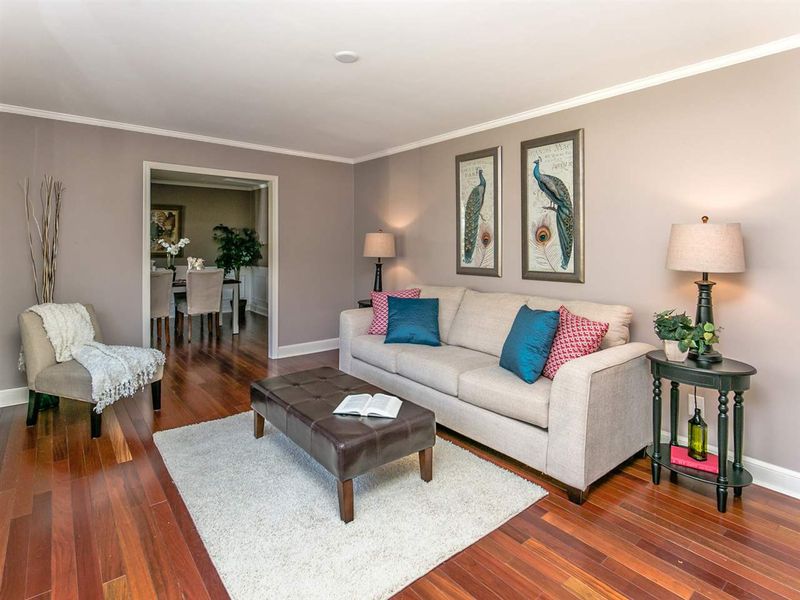 909 Glen Eden Dr, Raleigh, NC 27612