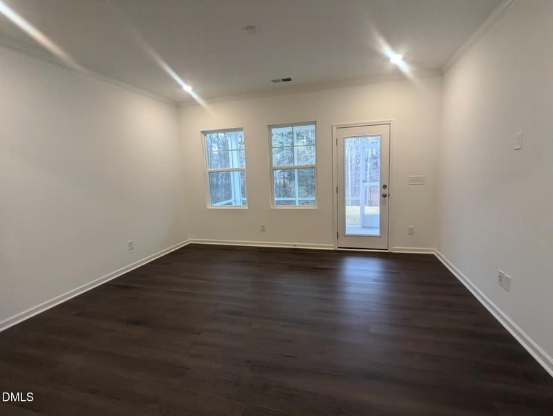 909 Glowing Star Ln, Angier, NC 27501