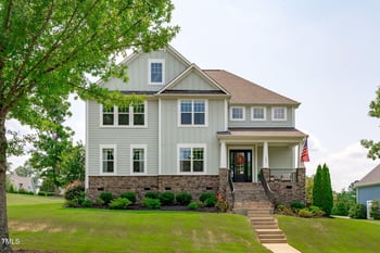 909 Green Oaks Pw, Holly Springs, NC 27540