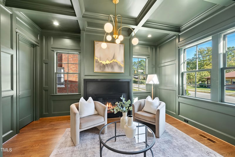 909 Gregson St, Durham, NC 27701