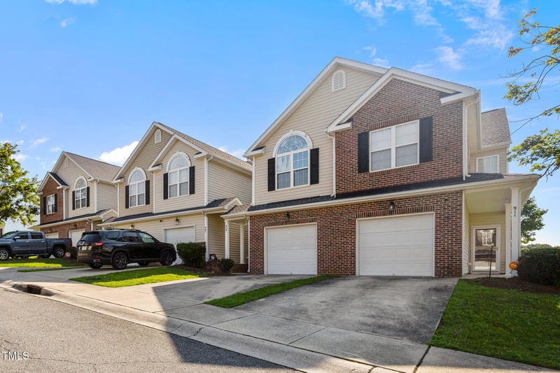 909 Hadel Pl, Knightdale, NC 27545