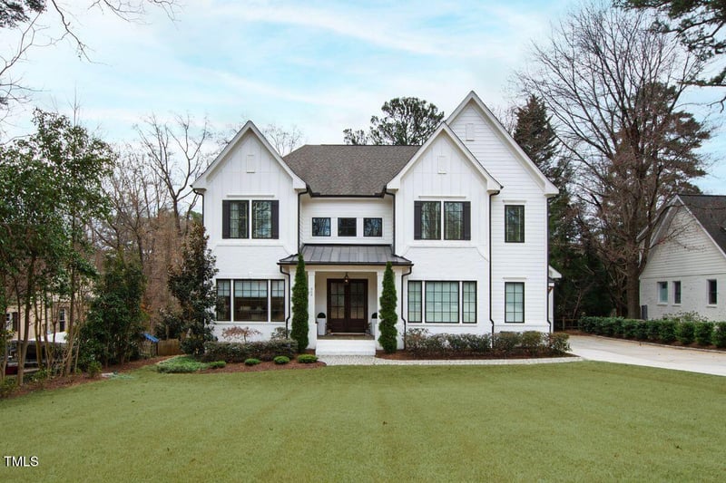 909 Lake Boone Trl, Raleigh, NC 27607