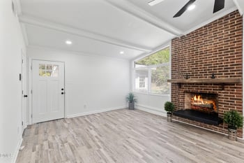 909 Montclair Rd, Fayetteville, NC 28314