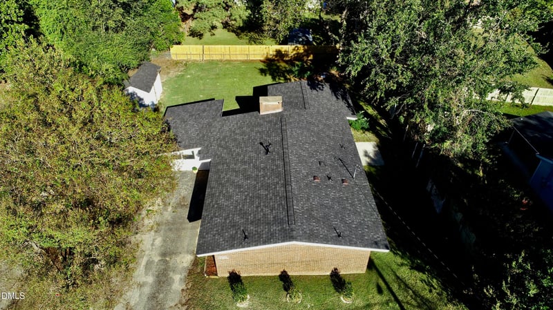 909 Montclair Rd, Fayetteville, NC 28314