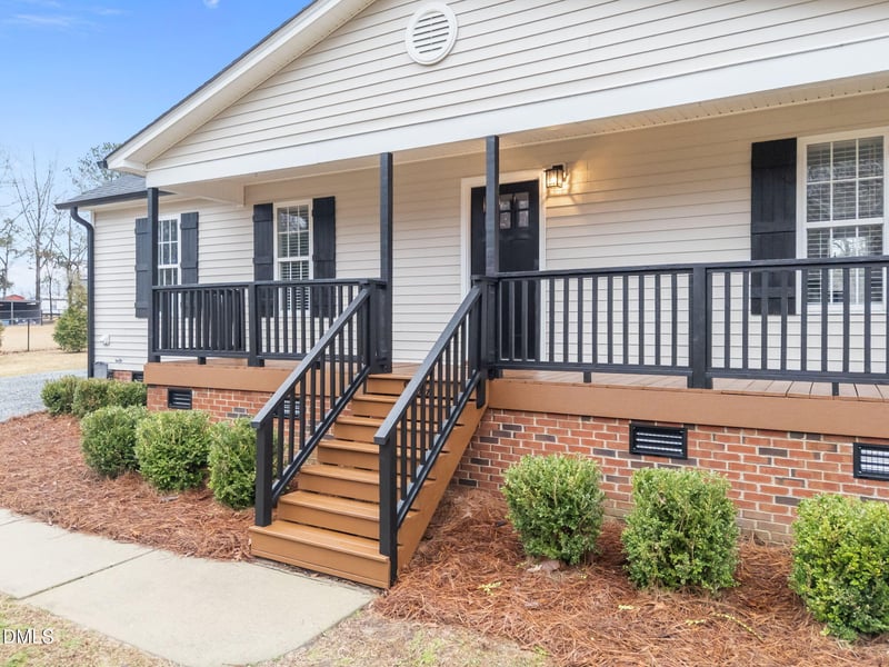 909 Mount Pleasant Rd, Willow Springs, NC 27592