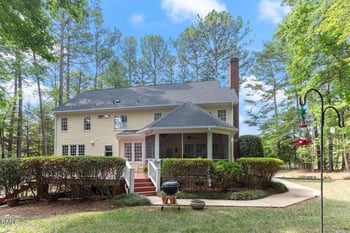 909 Oak Creek Rd, Raleigh, NC 27615