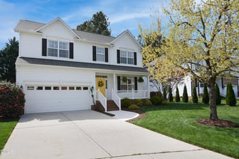 909 Plummer Ct, Wake Forest, NC 27587