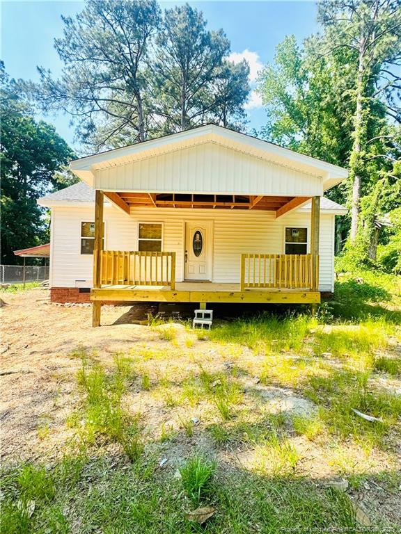 909 Ray Ave, Sanford, NC 27330