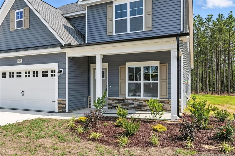 909 Rhum Dr, Fayetteville, NC 28311