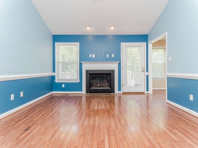 909 Shannondale Dr, Raleigh, NC 27603