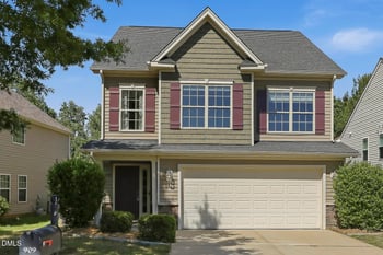 909 Steelhorse Dr, Fuquay Varina, NC 27526