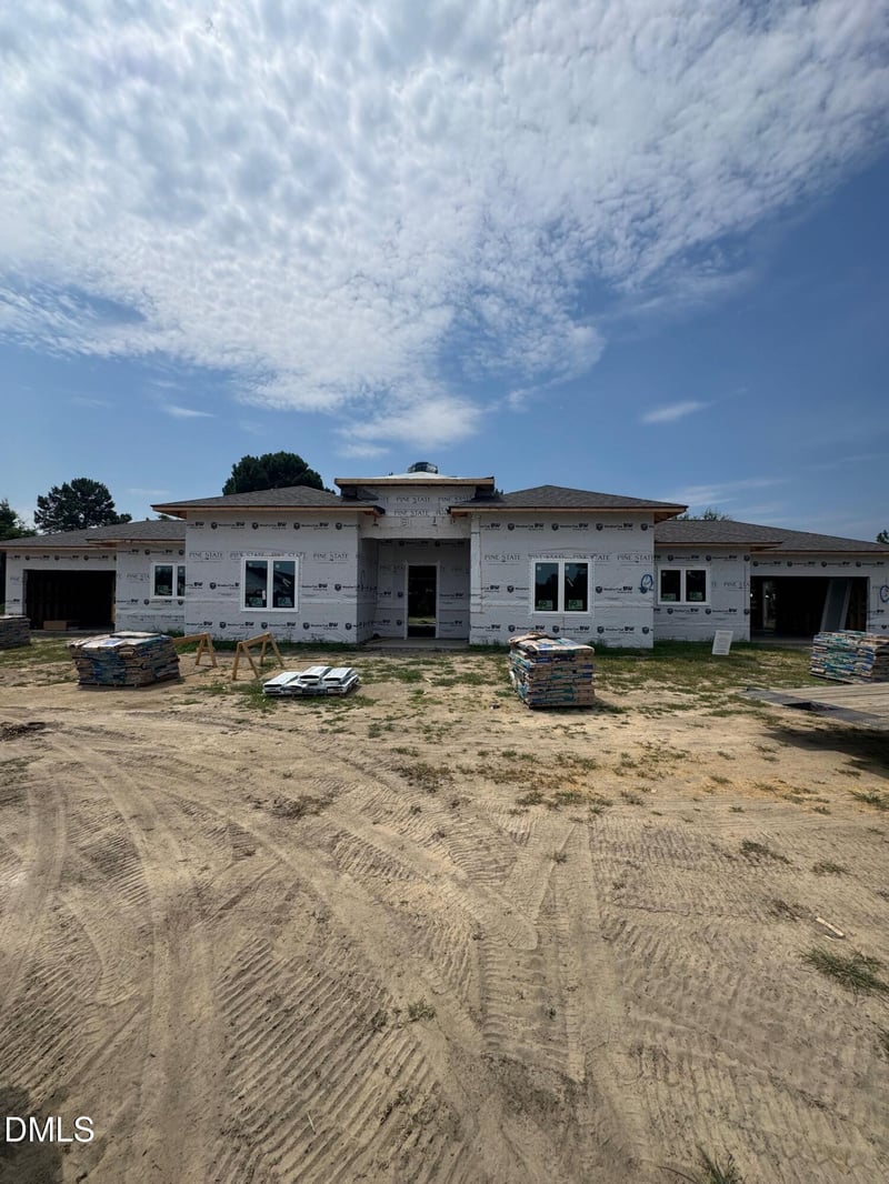 909 Wilbon Rd, Holly Springs, NC 27540