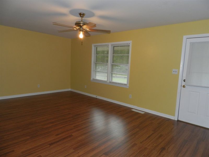 909 Williams Rd, Raleigh, NC 27610