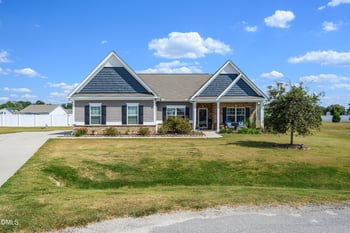 91 Charlottes Web Cir, Benson, NC 27504